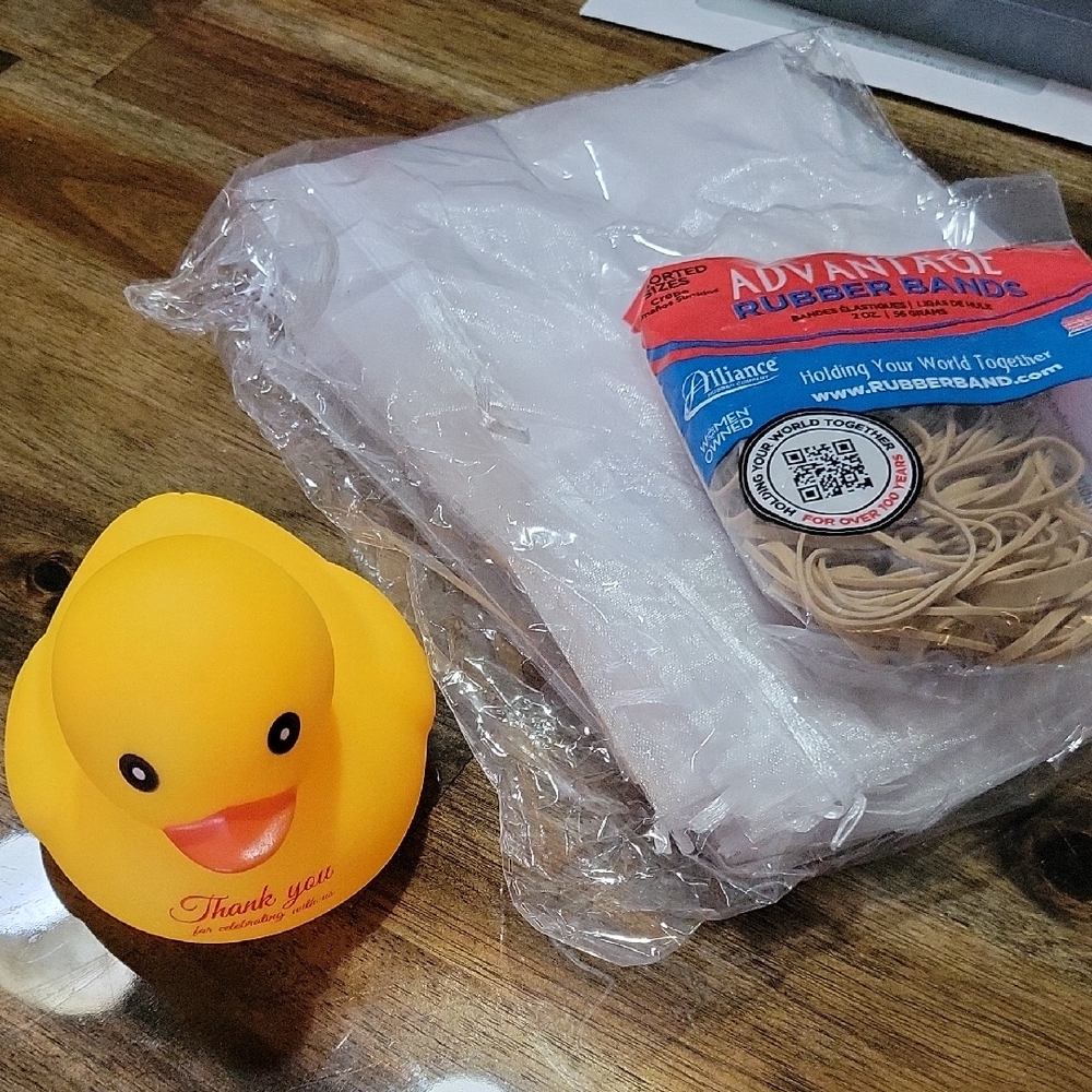 21 rubber ducks, 3" tall